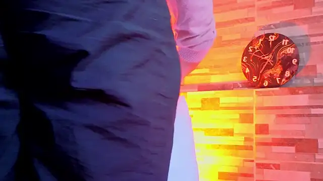 joelcallvil1 online show from March 31, 1:22 pm