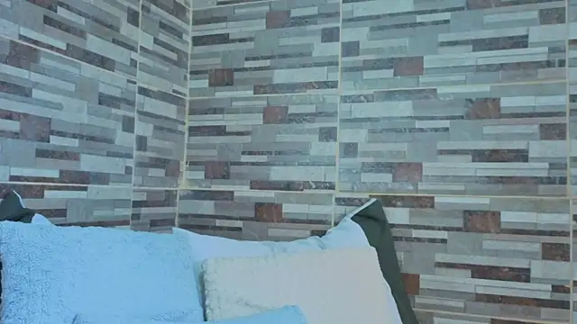 joelcallvil1 online show from April 15, 7:10 pm