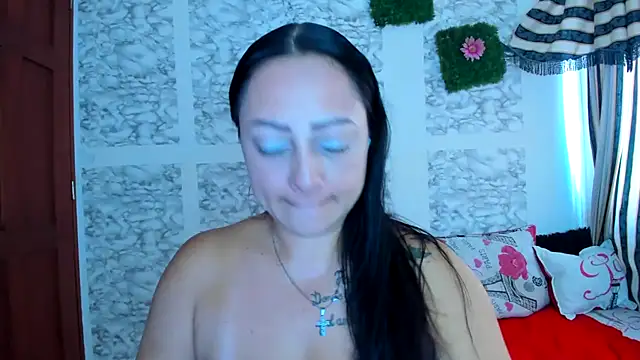 XXXStephanie XXX online show from June 21, 8:55 pm
