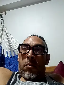 Big vittollo online show from April 3, 1:47 am