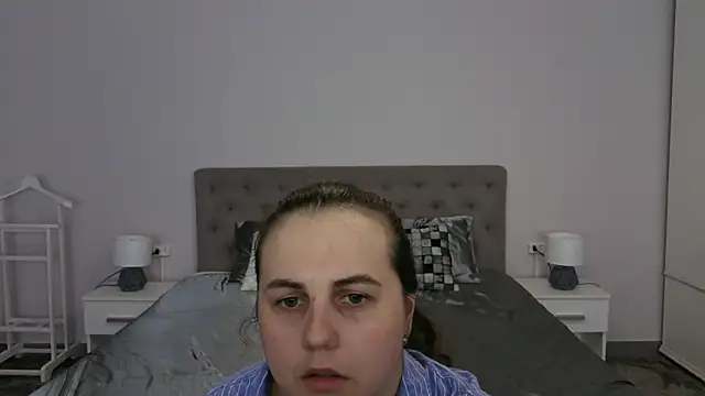 MikaFoxy online show from April 8, 5:18 am