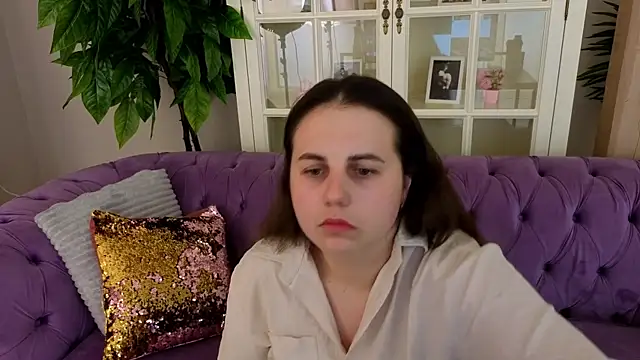 MikaFoxy online show from April 9, 5:07 am