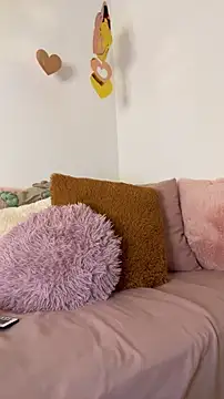 GiannaMagari online show from February 4, 8:58 pm