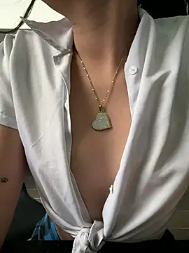 l0lita emi online show from February 19, 3:52 pm