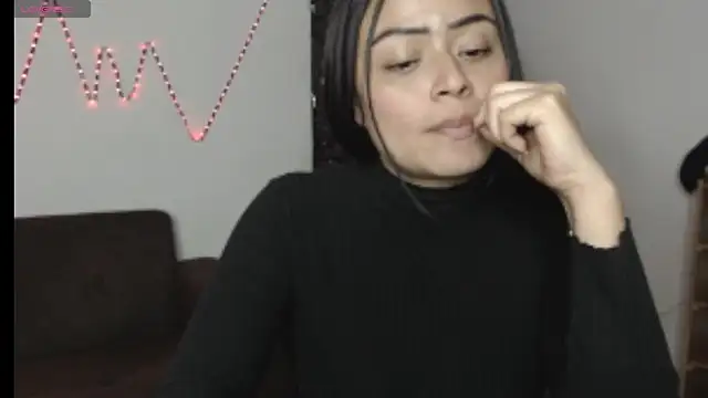 gabriela grace1 online show from January 15, 8:34 pm