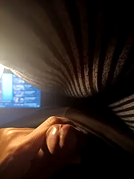 itsRavisingh082 online show from January 12, 4:56 pm