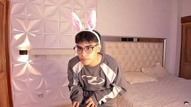 Snapshot of IamJuanJoc chatting on February 2, 4:11 am IamJuanJoc online show from February 2, 4:11 am