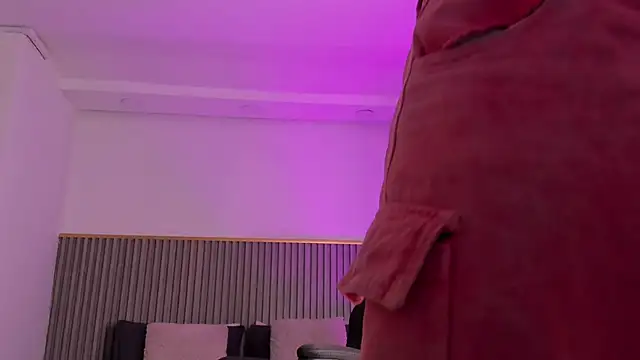 ashvalentine online show from February 19, 7:54 pm