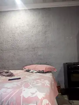 Snapshot of zulu_good_dick chatting on May 11, 8:28 pm zulu good dick online show from May 11, 8:28 pm