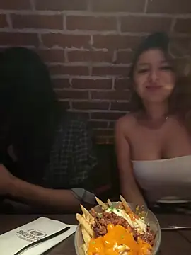 bebitas2  online show from April 12, 10:37 pm