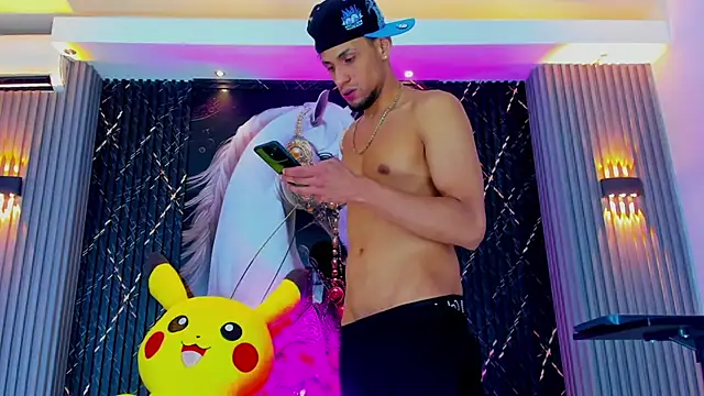 The Gods In Diamonds online show from January 19, 2:59 am