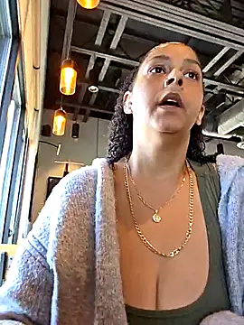 tastesosweet online show from April 14, 6:14 pm