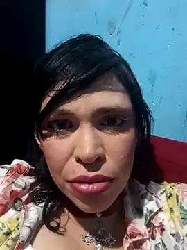 gaellymurlockx18 online show from February 26, 5:17 am