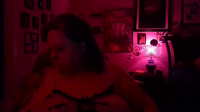 theUnihorniest online show from April 4, 1:26 am