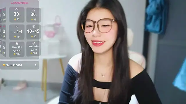 Snapshot of -XiaoYu-777 chatting on February 26, 10:47 am -XiaoYu-777 online show from February 26, 10:47 am