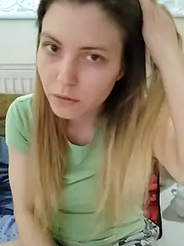 Snapshot of MochiNy4n chatting on July 12, 5:48 pm MochiNy4n online show from July 12, 5:48 pm
