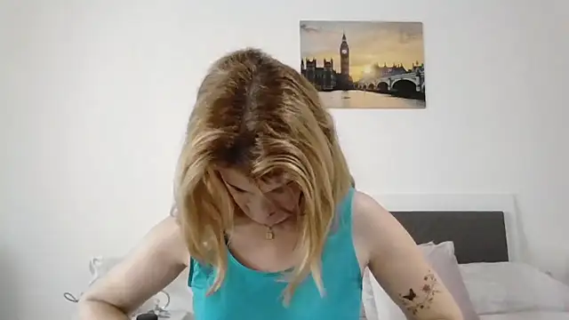 Clara1986 online show from February 11, 11:59 am