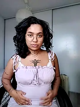 therealsun8 online show from January 16, 1:48 pm