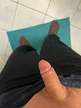 Snapshot of Hamsterdich chatting on February 5, 8:02 pm Hamsterdich online show from February 5, 8:02 pm