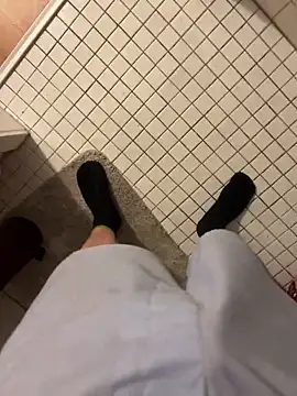 Snapshot of Hamsterdich chatting on February 26, 6:18 pm Hamsterdich online show from February 26, 6:18 pm