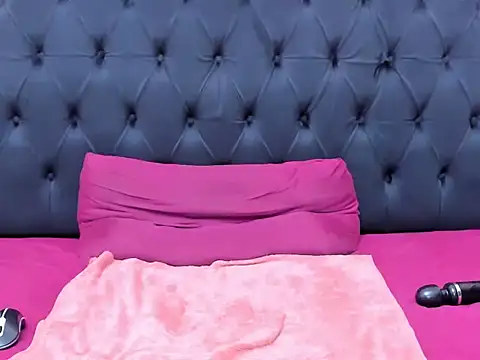 BustyBoobs67 online show from April 7, 8:31 pm