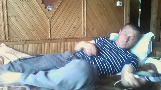 Ivan9iutt online show from June 19, 8:18 am