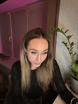 AnesaKis online show from April 11, 12:04 am