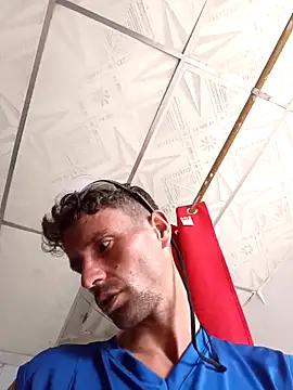 torvyHot online show from March 6, 7:43 pm