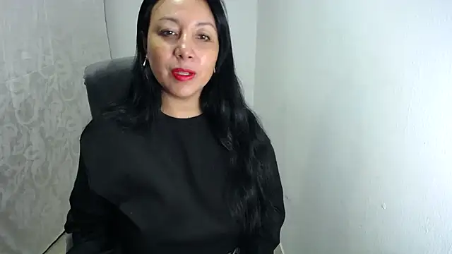 soyElena46 online show from May 21, 12:01 pm