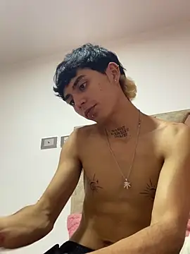 Maiky Cooper01 online show from April 14, 4:07 am