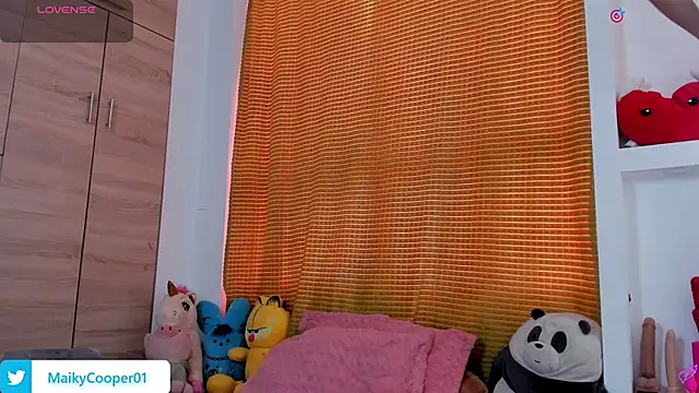 Snapshot of Maiky_Cooper01 chatting on April 28, 4:45 pm Maiky Cooper01 online show from April 28, 4:45 pm