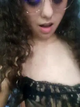 Snapshot of racheldepp_ chatting on February 1, 4:49 pm racheldepp online show from February 1, 4:49 pm