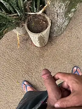 Snapshot of dogfrota chatting on January 11, 7:30 pm dogfrota online show from January 11, 7:30 pm