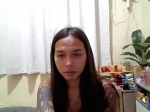LOVELYMAYUMIE online show from June 10, 5:45 pm