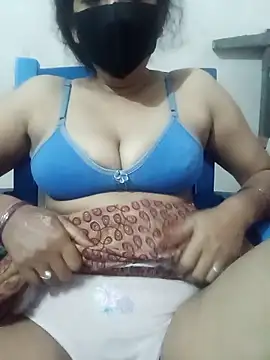 sexyqueen558 online show from April 10, 9:52 pm