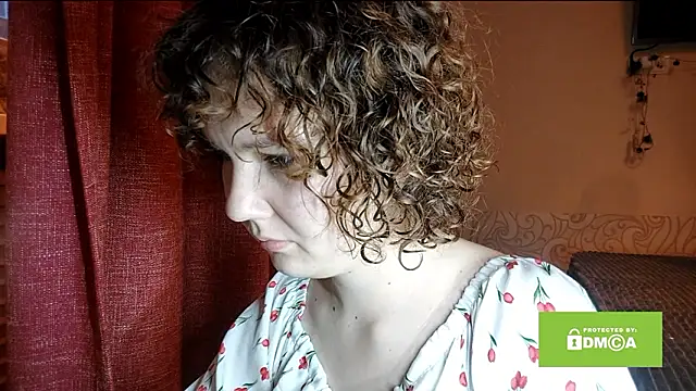 sewsewsewe online show from February 9, 10:03 pm