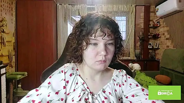 sewsewsewe online show from February 18, 9:55 pm