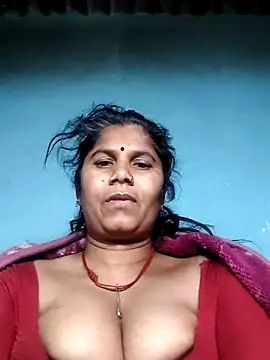 Hot di97 online show from April 6, 9:49 pm