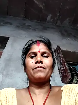 Snapshot of Hot_di97 chatting on May 11, 1:39 pm Hot di97 online show from May 11, 1:39 pm