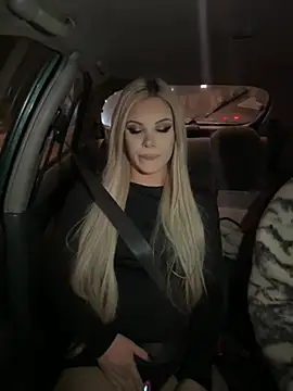 AlyssaFoxx  online show from March 11, 6:14 pm