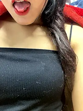 Snapshot of Bebun chatting on January 13, 2:17 am Bebun online show from January 13, 2:17 am