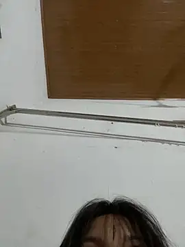 Snapshot of Bebun chatting on February 28, 10:33 pm Bebun online show from February 28, 10:33 pm