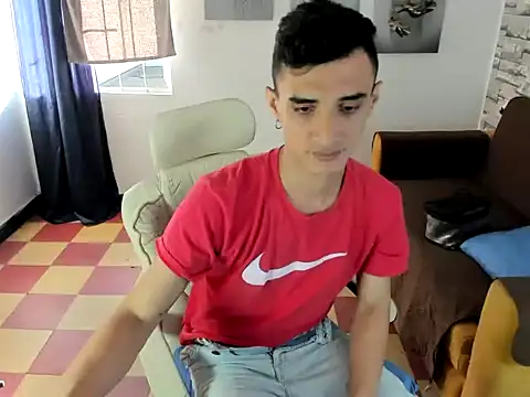 felipe colinss online show from May 26, 12:23 pm