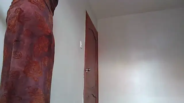 Snapshot of mindymiaw chatting on February 2, 4:49 pm mindymiaw online show from February 2, 4:49 pm