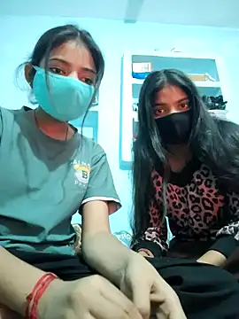 Snapshot of College--girl chatting on January 14, 8:36 pm College--girl online show from January 14, 8:36 pm