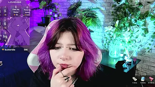 Ashley Veil online show from April 16, 9:39 pm