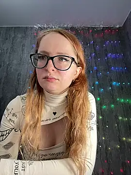 coy girl  online show from February 6, 12:19 pm