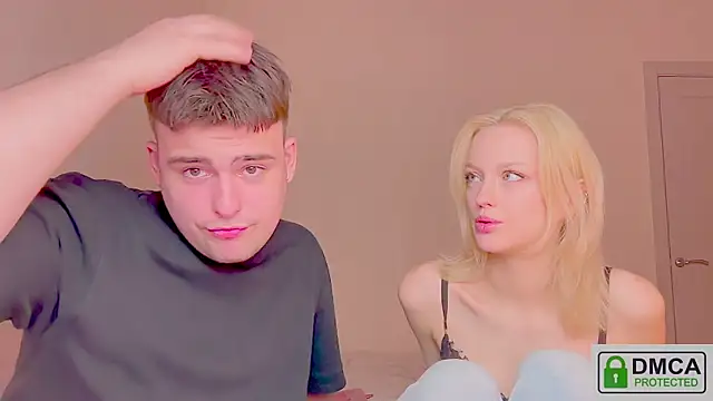 your molly mark  online show from April 12, 6:02 pm