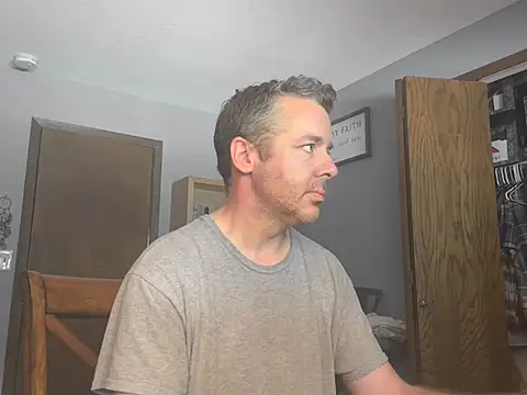 chrisw8140 online show from July 9, 8:13 pm