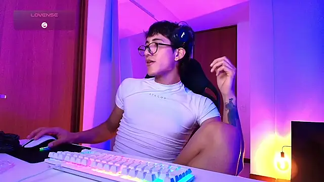 emilio rivs online show from January 15, 12:26 am